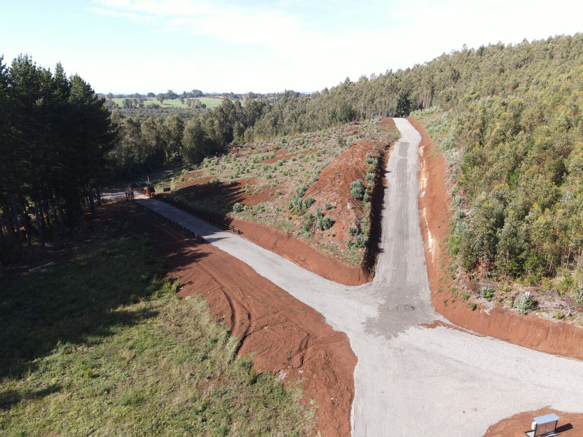 Bifurcación de caminos interiores de Refugio Pumalal